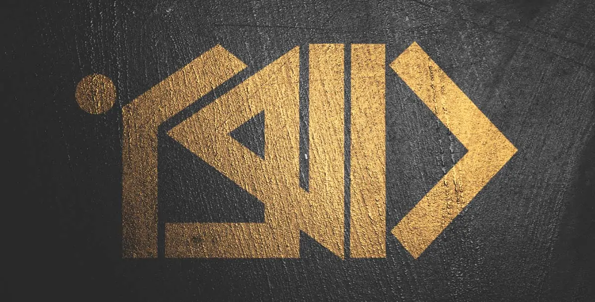 موکاپ لوگو طلایی روی مشکی